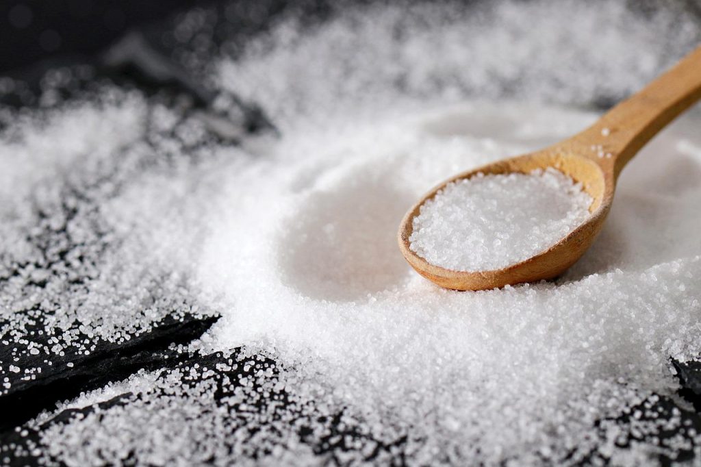 Does Salt Have Calories? Food & Kitchen